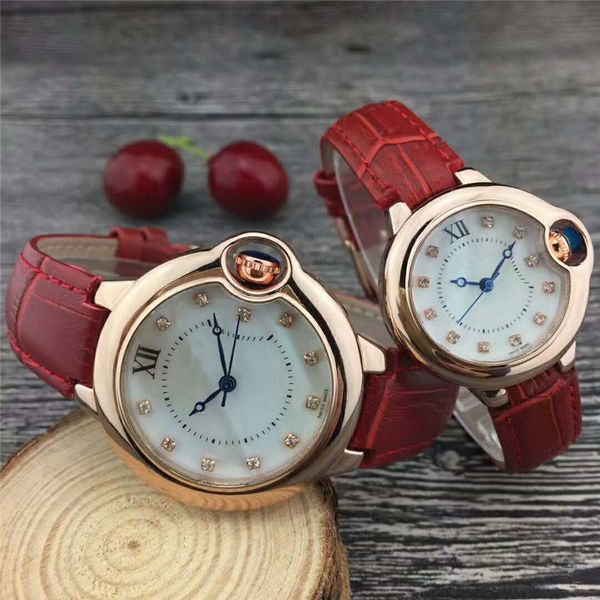 Fashion Luxury Watches Unisex Women Men Watch Classic Diamonds Bezel Leather Strap Top Brand Quartz Wristwatches for Men Lady Best Gift
Fashion Luxury Watches Unisex Women Men Watch Classic Diamonds Bezel Leather Strap Top Brand Quartz Wristwatches for Men Lady Best Gift