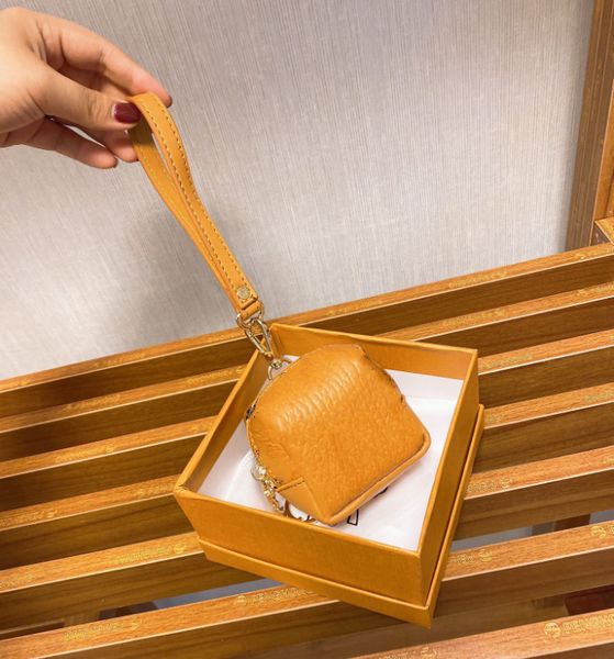 new designer luxury handbags purses women mini coin purses new fashion wrist bags brand bags l0g0 with box, Red;black
new designer luxury handbags purses women mini coin purses new fashion wrist bags brand bags l0g0 with box, Red;black