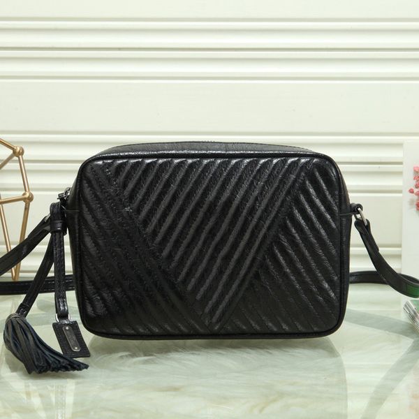 v shape black quilted texture leather bag handbags purses women chain clamshell messenger packages single shoulder crossbody bags
v shape black quilted texture leather bag handbags purses women chain clamshell messenger packages single shoulder crossbody bags