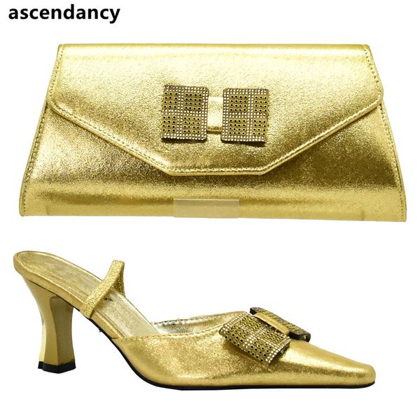 italian ladies shoes and bag to match set decorated with rhinestone african shoe and bag set nigerian women wedding shoe, Black
italian ladies shoes and bag to match set decorated with rhinestone african shoe and bag set nigerian women wedding shoe, Black