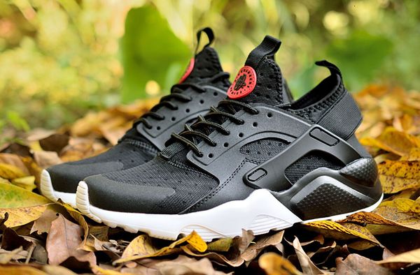 black running shoes new fashion blue white yellow pink grey red breathable light sports shoes sneaker for men women
black running shoes new fashion blue white yellow pink grey red breathable light sports shoes sneaker for men women