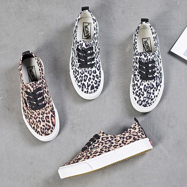 plus velvet leopard canvas shoes female classic winter students korean version wild women's harajuku style winter, Black 
plus velvet leopard canvas shoes female classic winter students korean version wild women's harajuku style winter, Black