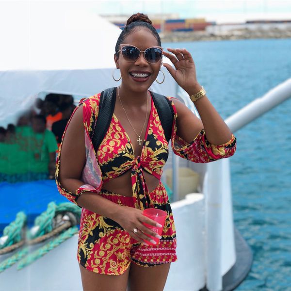 multicolor print casual women 2 piece outfits half sleeve deep v neck hollow out crop and empire casual loose shorts mh625, White
multicolor print casual women 2 piece outfits half sleeve deep v neck hollow out crop and empire casual loose shorts mh625, White