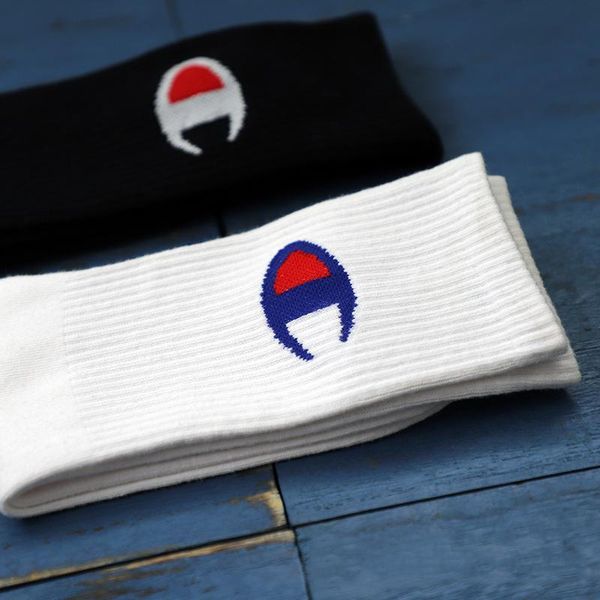 2019 new skateboarding street dance trend hip hop champion cotton socks long tube black and white men and women socks.
2019 new skateboarding street dance trend hip hop champion cotton socks long tube black and white men and women socks.