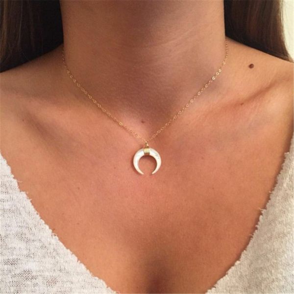 charming men's and women's horn necklace imitated ivory crescent wound copper wire necklace short neck chain clavicle chain, Silver
charming men's and women's horn necklace imitated ivory crescent wound copper wire necklace short neck chain clavicle chain, Silver