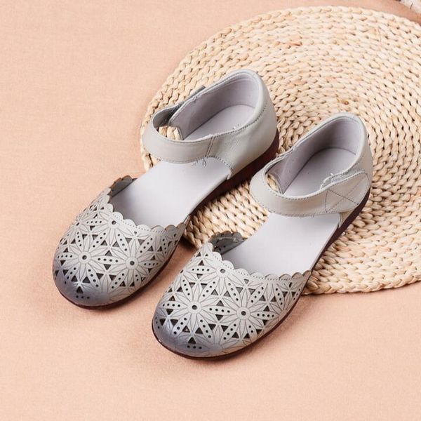 2019 summer breathable simple genuine leather hole shoes non-slip soft bottom comfort grandmother shoes hollow out single, Black
2019 summer breathable simple genuine leather hole shoes non-slip soft bottom comfort grandmother shoes hollow out single, Black