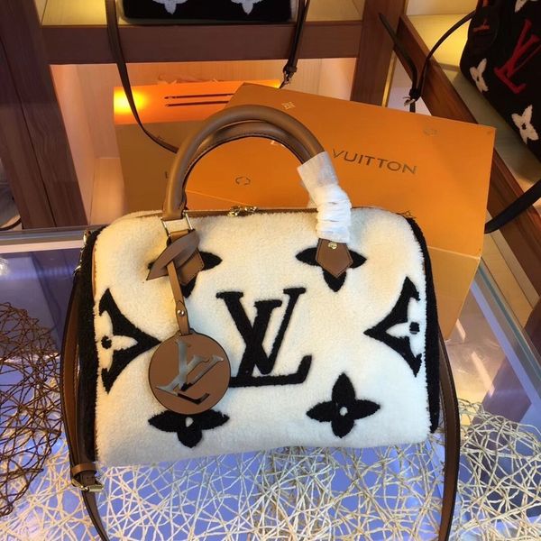 2020 design handbag ladies fashion women s shoulder bag shopping bag black mini drapery bag
2020 design handbag ladies fashion women s shoulder bag shopping bag black mini drapery bag