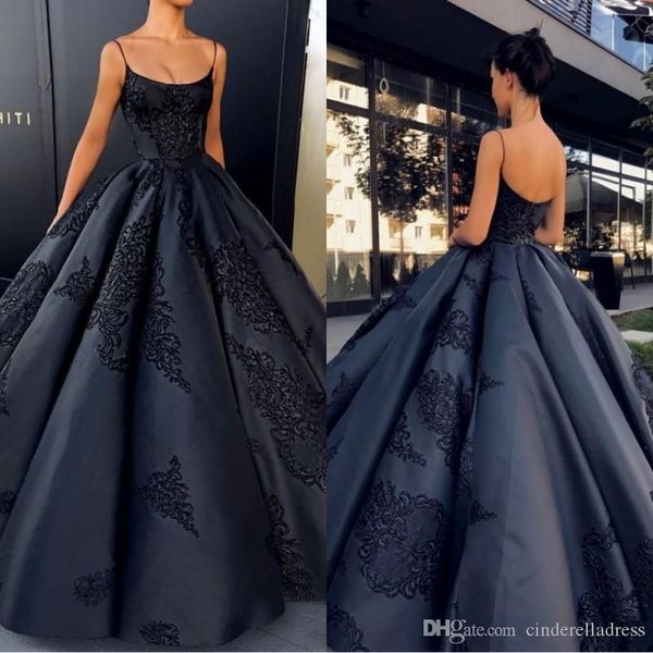 2019 backless evening dresses ball gown plus size lace appliques prom dress long satin formal black quinceanera gowns ba7789, Black;red
2019 backless evening dresses ball gown plus size lace appliques prom dress long satin formal black quinceanera gowns ba7789, Black;red