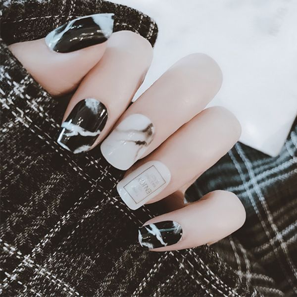 women marble pattern fashion fake nail black and white color nail art tips with glue ladies individuality classic false nails, Red;gold
women marble pattern fashion fake nail black and white color nail art tips with glue ladies individuality classic false nails, Red;gold
