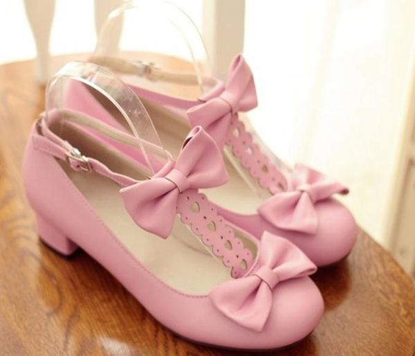 2018 bowknot women's shoes in spring and autumn with new style coarse heel round head, Black
2018 bowknot women's shoes in spring and autumn with new style coarse heel round head, Black