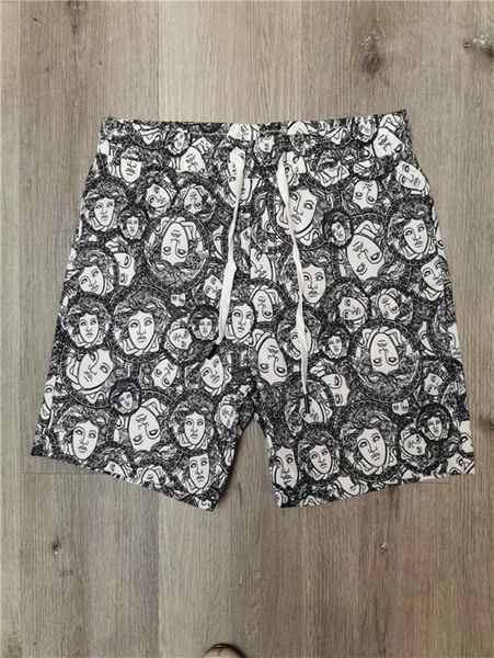 whosale дизайнера mens пляжных шорт лето дорогих шорты до колен сыпучего pant дизайнерских шорт мужских 2020 роскоши дизайнер одежды размера, White;black
whosale дизайнера mens пляжных шорт лето дорогих шорты до колен сыпучего pant дизайнерских шорт мужских 2020 роскоши дизайнер одежды размера, White;black
