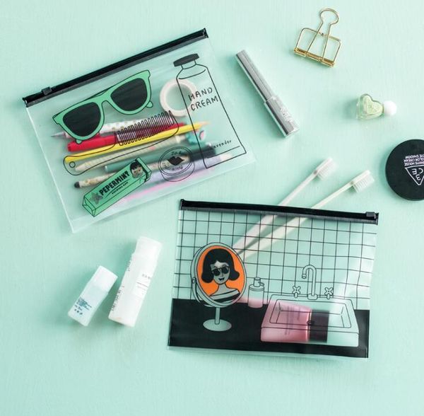 23cmx17cm creativity female eye glass printed pvc flag bag organizer large capacity student pencil bags, Blue;pink
23cmx17cm creativity female eye glass printed pvc flag bag organizer large capacity student pencil bags, Blue;pink