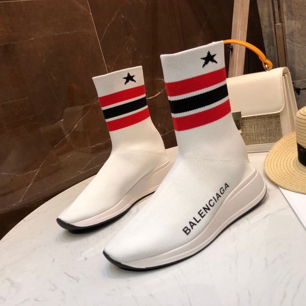 2020 new zw luxury designer couple stretch socks sneakers couple socks casual shoes women and men casual shoes
2020 new zw luxury designer couple stretch socks sneakers couple socks casual shoes women and men casual shoes
