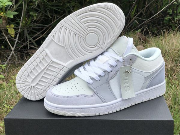 2020 new 1 low paris prs basketball shoes men women white sky grey football grey suede authentic quality sneakers with original box 36-45
2020 new 1 low paris prs basketball shoes men women white sky grey football grey suede authentic quality sneakers with original box 36-45