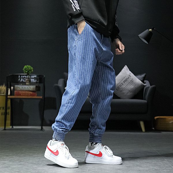 men's loose jeans stripe designer loose fit cargo pants slack bottom streetwear hip hop joggers casual straight jeans men, Blue
men's loose jeans stripe designer loose fit cargo pants slack bottom streetwear hip hop joggers casual straight jeans men, Blue