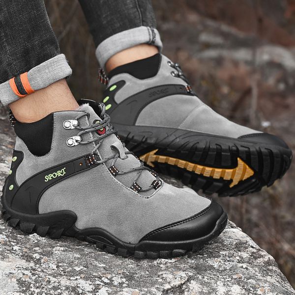 outdoor winter man high help increase down thickening cotton-padded shoes male will code leisure climbing shoes big size 38-46, Black
outdoor winter man high help increase down thickening cotton-padded shoes male will code leisure climbing shoes big size 38-46, Black