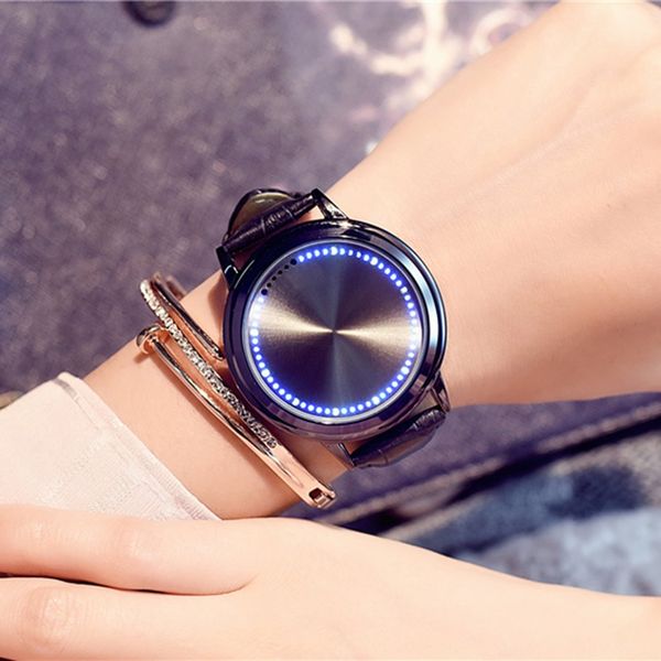 creative touch round led watch students couple electronic watches brand sport leather bnad alloy case quartz clock 2020 new hot, Slivery;brown
creative touch round led watch students couple electronic watches brand sport leather bnad alloy case quartz clock 2020 new hot, Slivery;brown