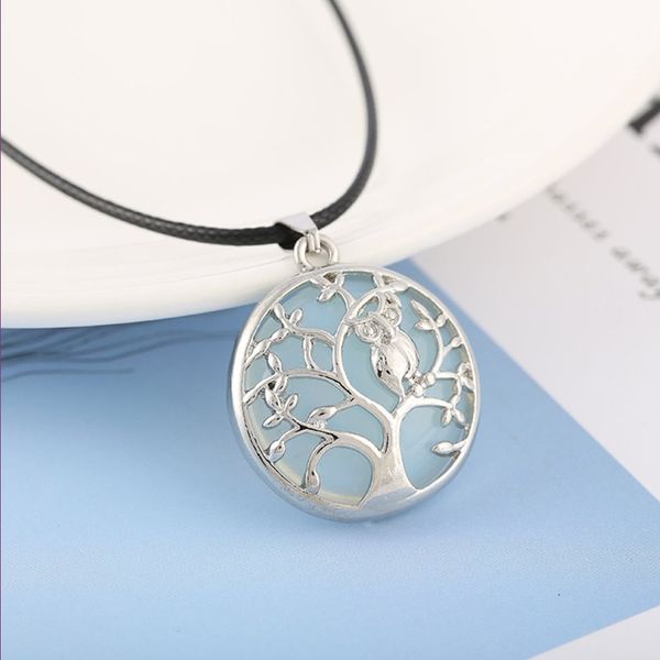 wholesale 10 pcs silver plated owl opalite opal pendant black rope chain necklace blue sand stone jewelry 
wholesale 10 pcs silver plated owl opalite opal pendant black rope chain necklace blue sand stone jewelry