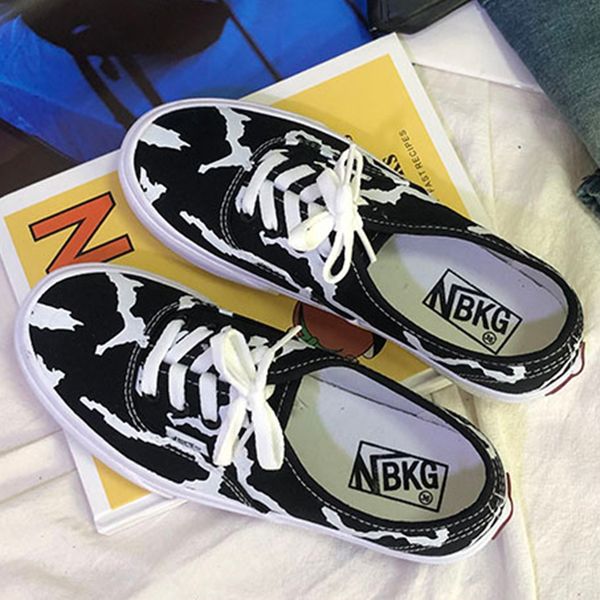 graffiti lace up round toe canvas loafers women breathable espadrilles sneake shoes woman student lovely cow pattern flats femm, Black
graffiti lace up round toe canvas loafers women breathable espadrilles sneake shoes woman student lovely cow pattern flats femm, Black