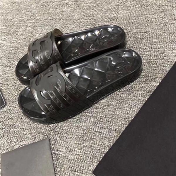 t87 latest leather slippers fashion men and women sandals slippers high heels high heels brand sneakers fashion casual, Black;grey
t87 latest leather slippers fashion men and women sandals slippers high heels high heels brand sneakers fashion casual, Black;grey