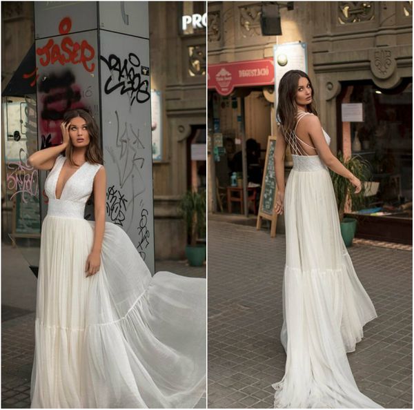 elegant a line wedding dresses v neck sleeveless hollow lace applique wedding gowns sweep train robe de mariée, White
elegant a line wedding dresses v neck sleeveless hollow lace applique wedding gowns sweep train robe de mariée, White