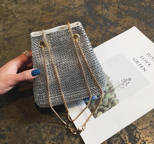 bucket bag female messenger small bag 2020 new fashion wild atmosphere tide korean version of the bright diamond chain bag selling
bucket bag female messenger small bag 2020 new fashion wild atmosphere tide korean version of the bright diamond chain bag selling