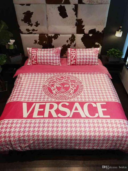 nobility letter quilt cover suit 4 pieces fleece fabrics winter keep warm bedding set european fashion style 666
nobility letter quilt cover suit 4 pieces fleece fabrics winter keep warm bedding set european fashion style 666
