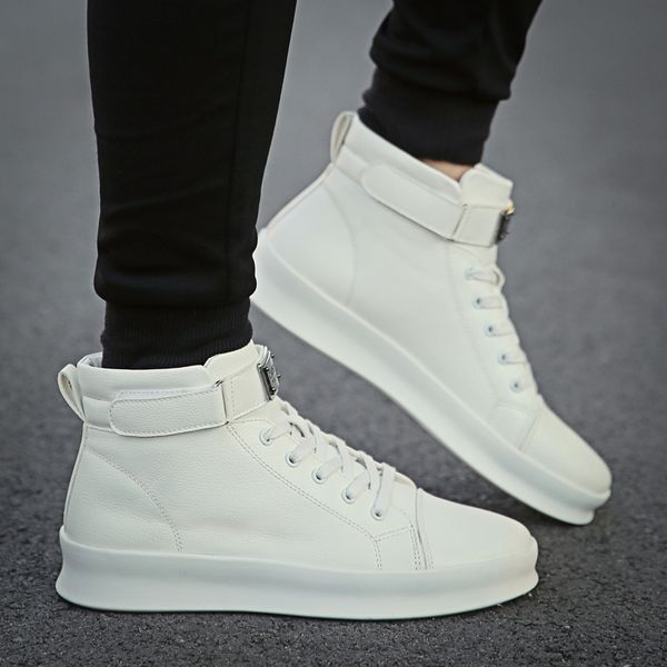 new autumn and winter fashion popular men's shoes wild trend flat white shoes casual soft and comfortable sports, Black
new autumn and winter fashion popular men's shoes wild trend flat white shoes casual soft and comfortable sports, Black