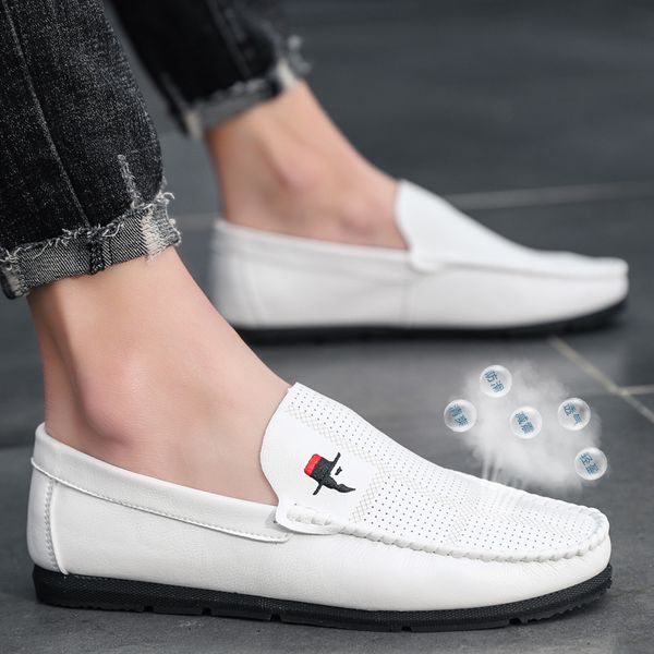 2020 summer new men casual shoes leather handsome men moccasin shoes fashion breathable casual driving italian loafers, Black
2020 summer new men casual shoes leather handsome men moccasin shoes fashion breathable casual driving italian loafers, Black