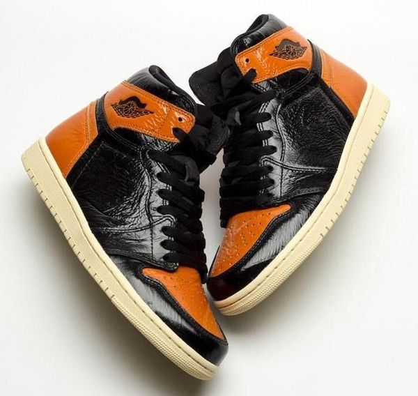 качество 1 высокий og shattered best backboard 3.0 черный оранжевый баскетбольная обувь мужчины женщины 1s спортивные кроссовки с коробкой
качество 1 высокий og shattered best backboard 3.0 черный оранжевый баскетбольная обувь мужчины женщины 1s спортивные кроссовки с коробкой
