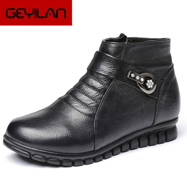 winter fashion genuine leather women snow boots elderly mother warm boots female thick shoes flat comfortable old shoes, Black 
winter fashion genuine leather women snow boots elderly mother warm boots female thick shoes flat comfortable old shoes, Black