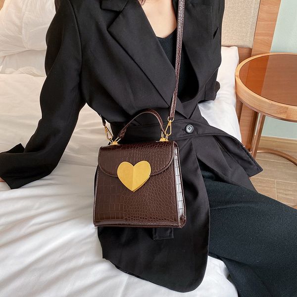 vintage alligator women shoulder bags fashion designer heart lock handbags luxury pu leather crossbody bag lady large flap purse
vintage alligator women shoulder bags fashion designer heart lock handbags luxury pu leather crossbody bag lady large flap purse