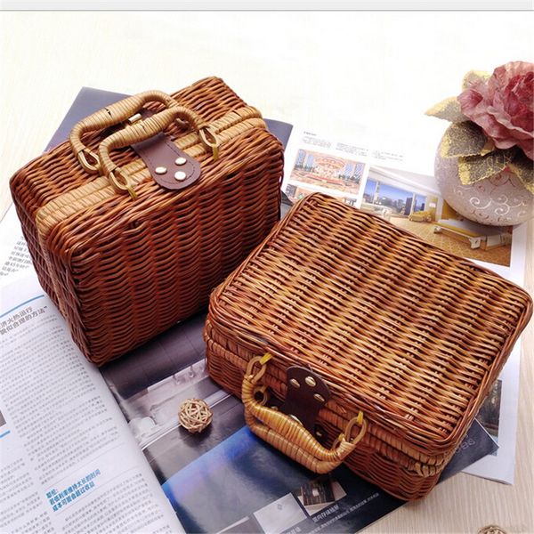 2017 handmade mini handbags for girls rattan clutch bags luxury clutch box bags drop shipping
2017 handmade mini handbags for girls rattan clutch bags luxury clutch box bags drop shipping