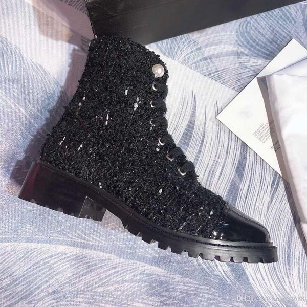 brand luxury designer women boots genuine leather cowboy boots martin shoes for womens ankle booties designer pear winter boot size 35-40, Black
brand luxury designer women boots genuine leather cowboy boots martin shoes for womens ankle booties designer pear winter boot size 35-40, Black