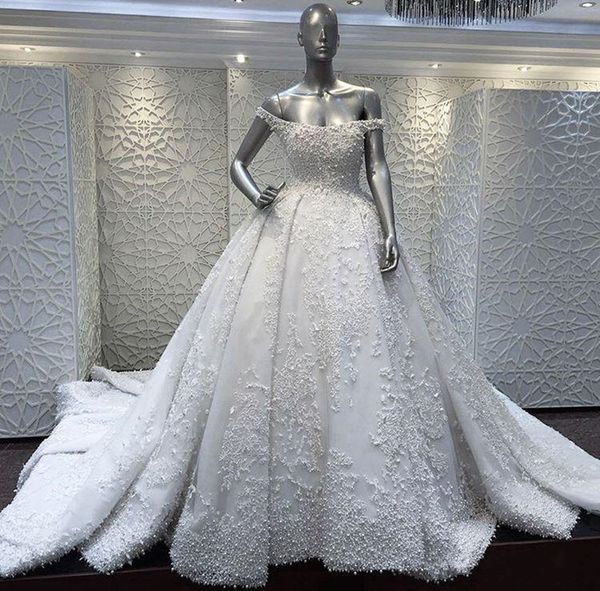 2019 новый винтаж overskirt свадебные платья жемчуг с плеча шеи-line на заказ аппликация свадебные платья с развертки поезд, White
2019 новый винтаж overskirt свадебные платья жемчуг с плеча шеи-line на заказ аппликация свадебные платья с развертки поезд, White