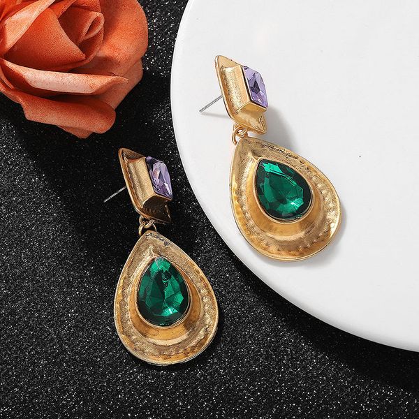 new retro palace drop shape earrings for women metal steel earrings luxury dark green crystal rhinestone gold wedding, Silver
new retro palace drop shape earrings for women metal steel earrings luxury dark green crystal rhinestone gold wedding, Silver
