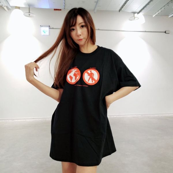 19fw save the planet tee save the planet earth printed loose short-sleeved female couple t-shirt male, Red
19fw save the planet tee save the planet earth printed loose short-sleeved female couple t-shirt male, Red