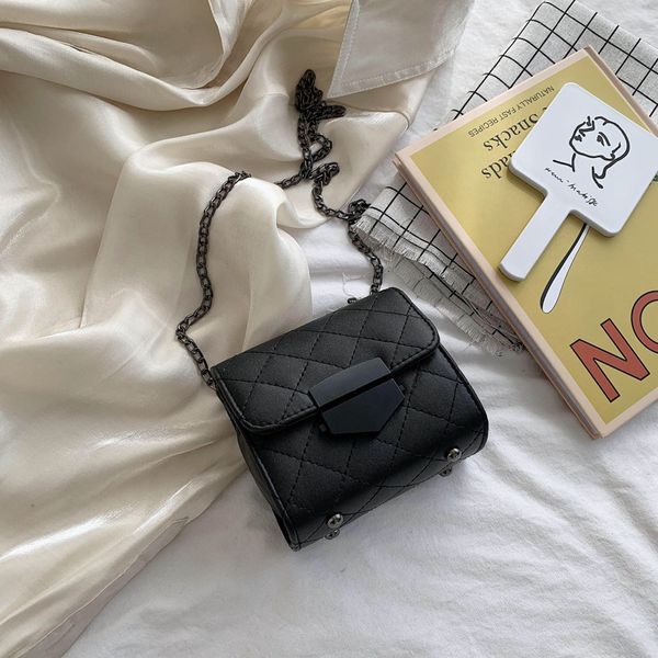 mini bag female 2020 popular new korean version of the diamond chain small square bag fashion wild shoulder messenger
mini bag female 2020 popular new korean version of the diamond chain small square bag fashion wild shoulder messenger