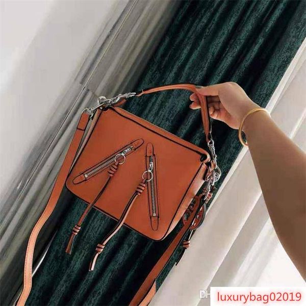 designer luxury handbag purse t women purse bag fashion shoulder crossbody fashion totes handbag designer bags
designer luxury handbag purse t women purse bag fashion shoulder crossbody fashion totes handbag designer bags