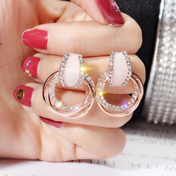 fashion s925 silver needle geometric circle earrings luxury rhinestone dangle earrings for women party wedding gift
fashion s925 silver needle geometric circle earrings luxury rhinestone dangle earrings for women party wedding gift