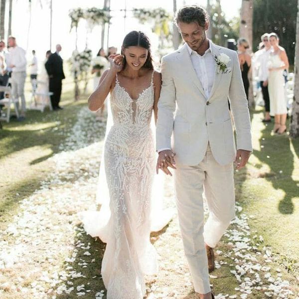 ivory linen men suits for beach wedding groom tuxedos notched lapel two pieces groomsmen wear slim fit men suits prom party (jacket+pants, Black;gray
ivory linen men suits for beach wedding groom tuxedos notched lapel two pieces groomsmen wear slim fit men suits prom party (jacket+pants, Black;gray