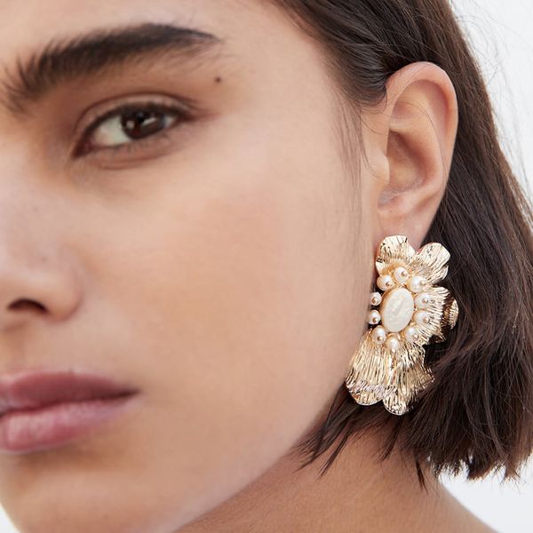 jujia vintage wedding earrings women boho big statement imitation pearl stud earrings fashion jewelry accessories gift, Golden;silver
jujia vintage wedding earrings women boho big statement imitation pearl stud earrings fashion jewelry accessories gift, Golden;silver