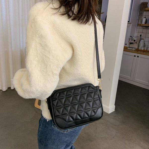 fashion pu leather crossbody sling bag women geometric durable casual shoulder messenger handbag shopping bags
fashion pu leather crossbody sling bag women geometric durable casual shoulder messenger handbag shopping bags