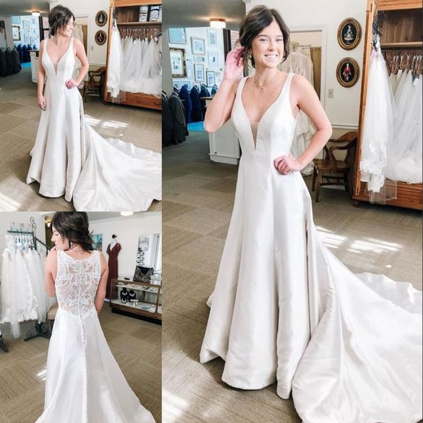 simple lace satin a line robes de mariée deep v neck sweep train covered button plus size wedding dresses, White
simple lace satin a line robes de mariée deep v neck sweep train covered button plus size wedding dresses, White