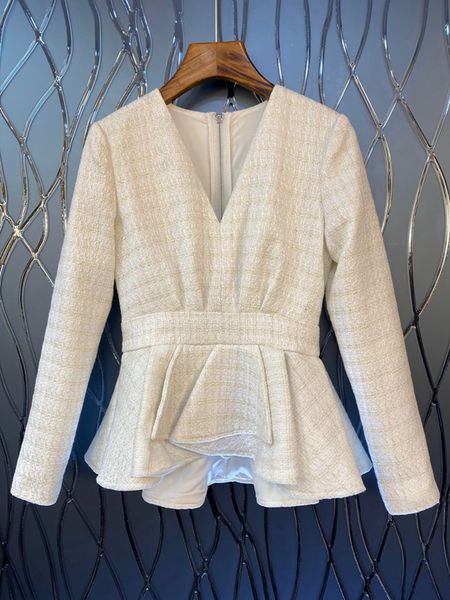 2019 awn new women's v-neck back zipper decoration ruffle long sleeve fabric versatile 1107, White
2019 awn new women's v-neck back zipper decoration ruffle long sleeve fabric versatile 1107, White