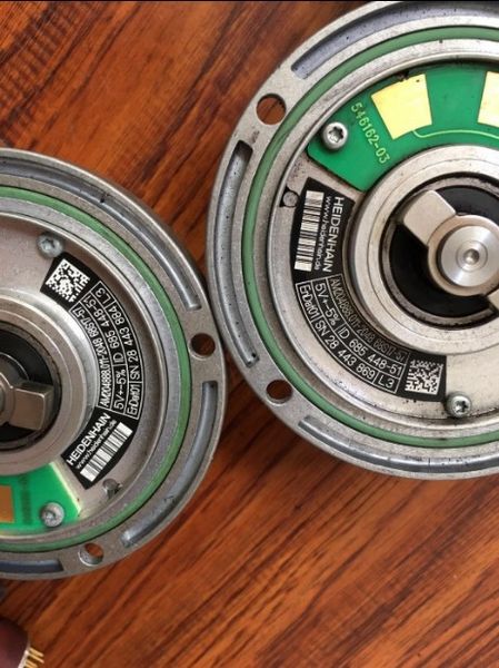 100% tested work perfect for heidenhain am204888.011-2048 68s17-57 id 685 448-51
100% tested work perfect for heidenhain am204888.011-2048 68s17-57 id 685 448-51