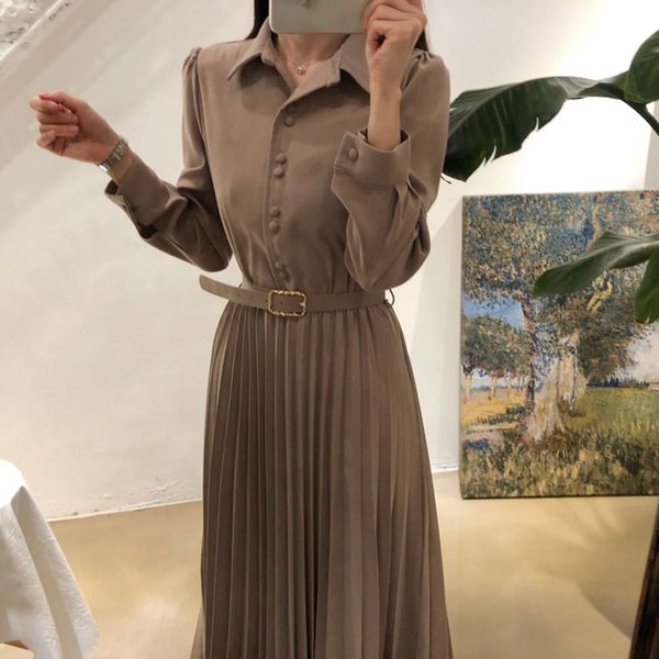 wavsiyier vintage women dress midi belt sping autumn 2020 lapel button korean runway dresses female a-line high waist pleated ve, Black;gray
wavsiyier vintage women dress midi belt sping autumn 2020 lapel button korean runway dresses female a-line high waist pleated ve, Black;gray