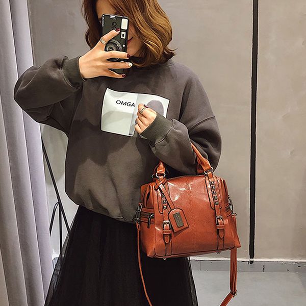 females pu leather fashion retro bag shoulder rivet large capacity bag portable wild shoulder luxury handbags
females pu leather fashion retro bag shoulder rivet large capacity bag portable wild shoulder luxury handbags