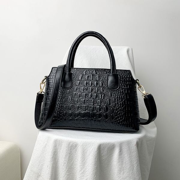 роскошные аллигатор леди модные crossbody сумки для женщин тиснением качества pu сумки на ремне черный синий коричневый женщины сумка fh278
роскошные аллигатор леди модные crossbody сумки для женщин тиснением качества pu сумки на ремне черный синий коричневый женщины сумка fh278