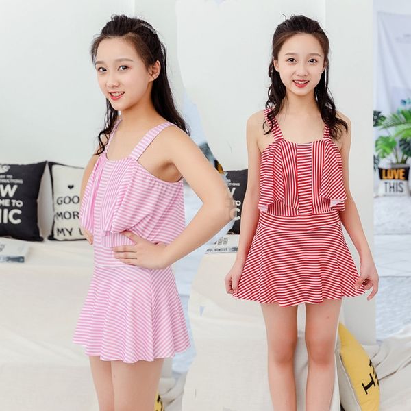 2019 sunshine girl boxer pants children's swimsuit striped wind boxer pants conservative big children's split swimsuit, White;black
2019 sunshine girl boxer pants children's swimsuit striped wind boxer pants conservative big children's split swimsuit, White;black